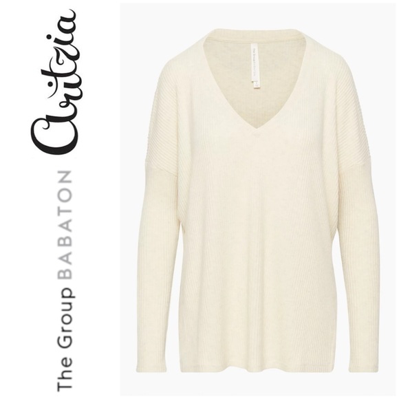 The Group Babaton by Aritzia, v-neck Traverse
Longsleeve top, Size 2, EUC - Picture 1 of 16